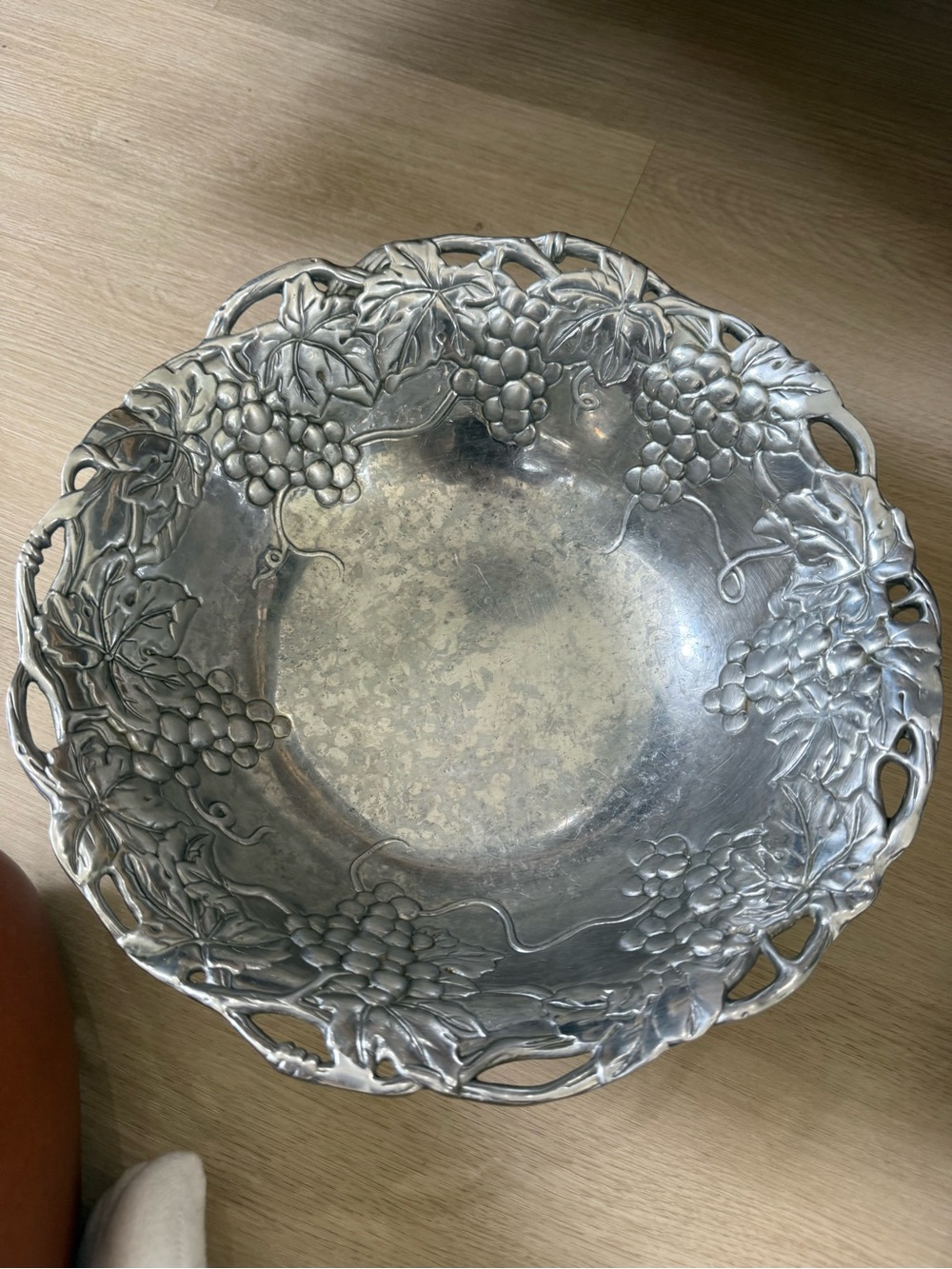 Arthur court Decorative Silver-Tone Grapevine Serving Bowl